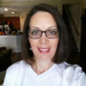 Meet your Posher, Dana